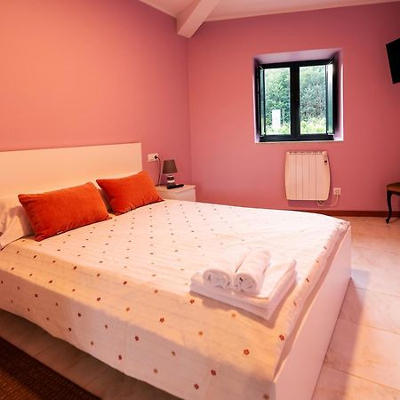 Villa A Bruxina De Toldaos Pantón Esterno foto