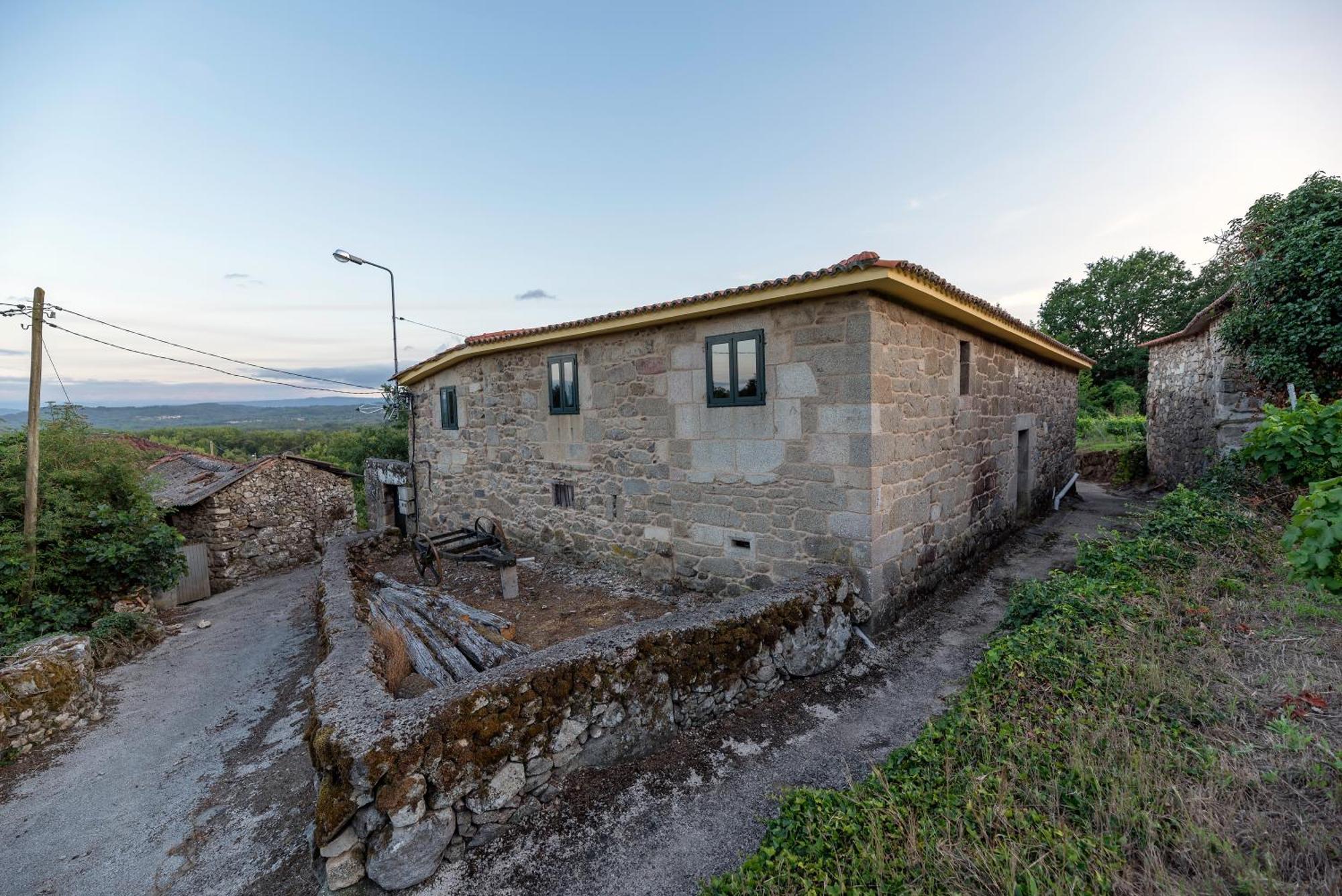 Villa A Bruxina De Toldaos Pantón Esterno foto